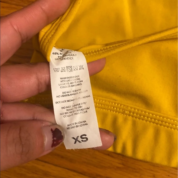 Alphalete Surface Wrap Bra - Picture 4 of 4